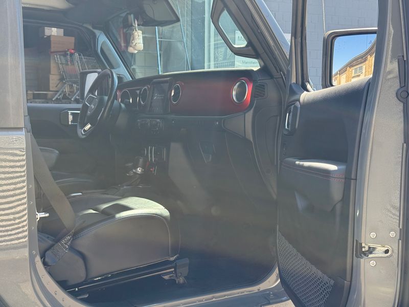 Jeep Wrangler 2.0 TGDi Rubicon — zdjęcie 10