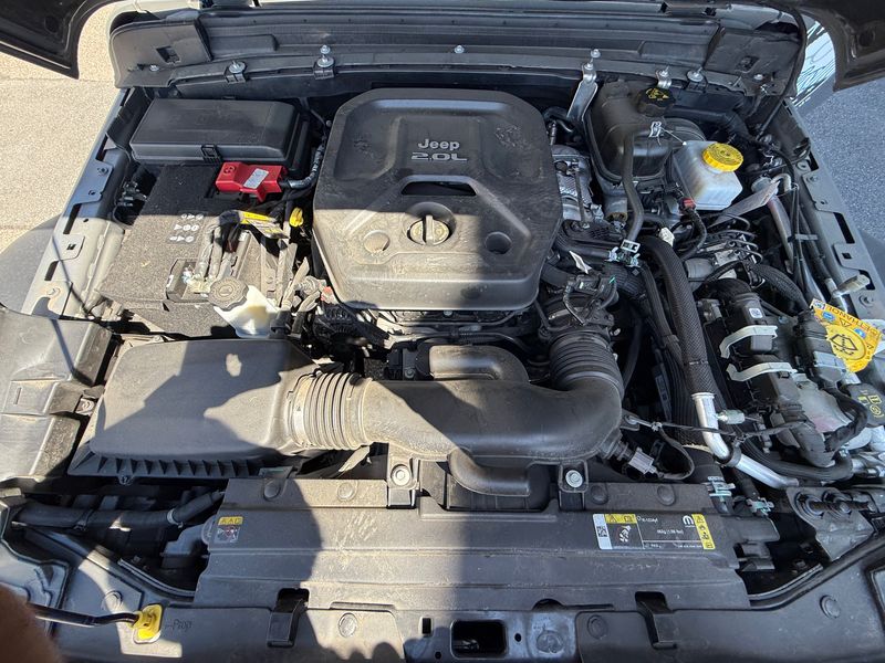 Jeep Wrangler 2.0 TGDi Rubicon — zdjęcie 8