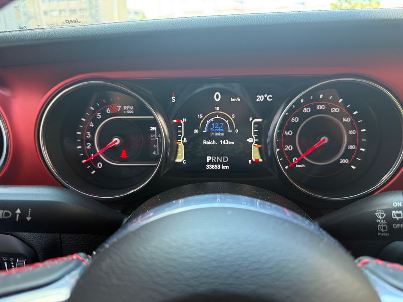 Jeep Wrangler 2.0 TGDi Rubicon — zdjęcie 12