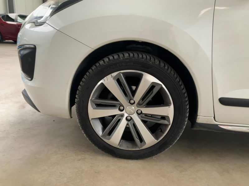 Peugeot 3008 1.6 Blue-HDi Allure 2016 – снимка 3