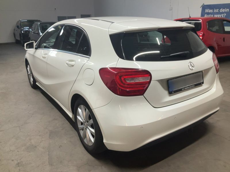 Mercedes-Benz A-Klasse A 180 BlueEfficiency Style 2015 – снимка 6