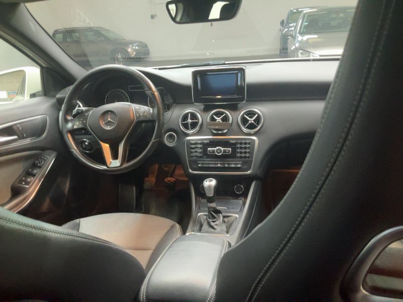 Mercedes-Benz A-Klasse A 180 BlueEfficiency Style 2015 – снимка 18