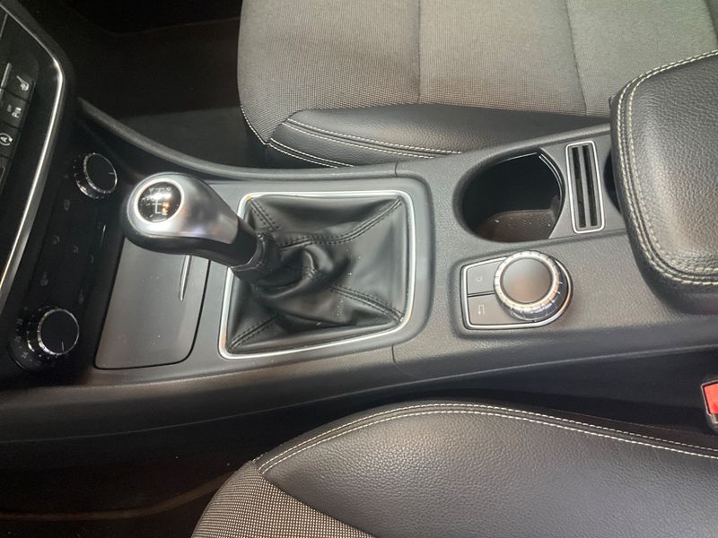 Mercedes-Benz A-Klasse A 180 BlueEfficiency Style 2015 – снимка 24