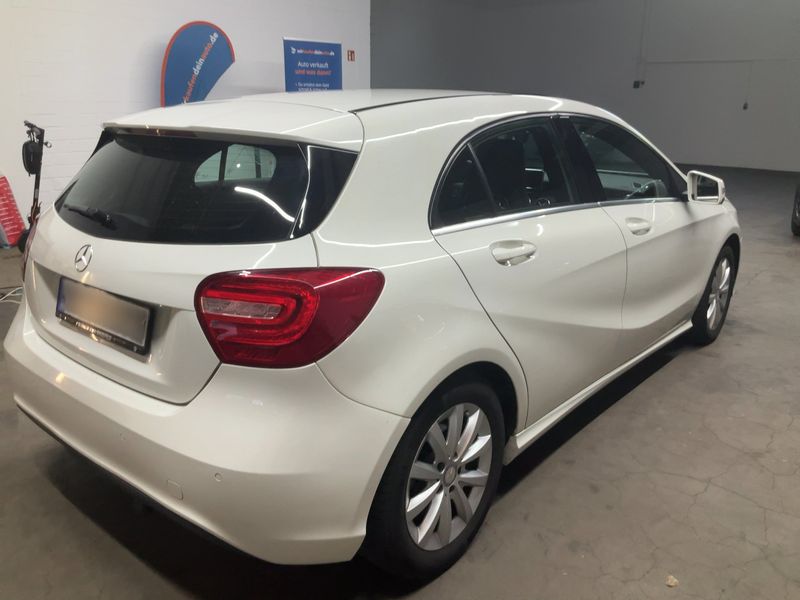 Mercedes-Benz A-Klasse A 180 BlueEfficiency Style 2015 – снимка 8
