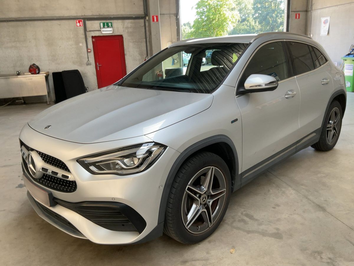 Mercedes-Benz GLA-Klasse 2021