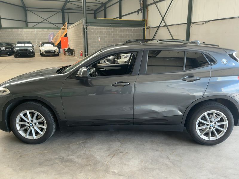 BMW X2 sDrive 18i Advantage — zdjęcie 4