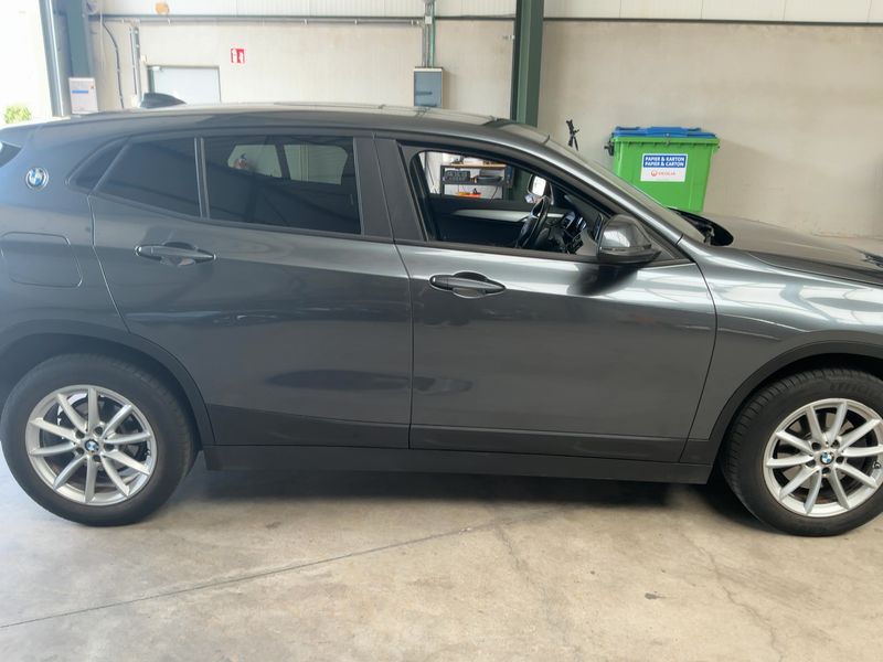 BMW X2 sDrive 18i Advantage — zdjęcie 7