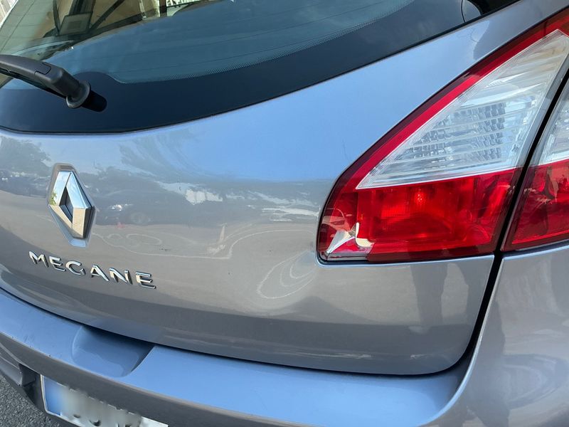 Renault Megane 1.6 Dynamique 2009 – снимка 24