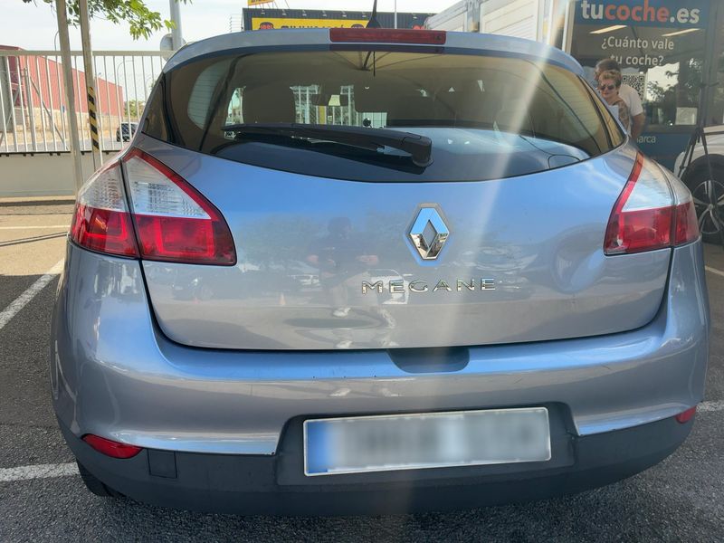 Renault Megane 1.6 Dynamique 2009 – снимка 7