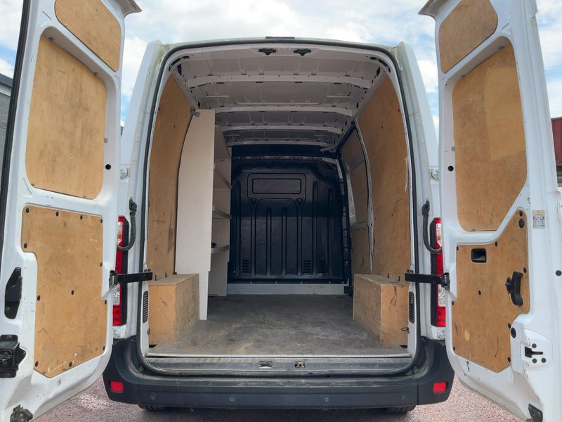 Renault Master 2.3 dCi Energy L2H2 3,5 Grand Confort — zdjęcie 10