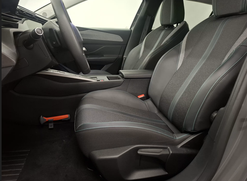Peugeot 408 1.2 Mild-Hybrid Allure — zdjęcie 6