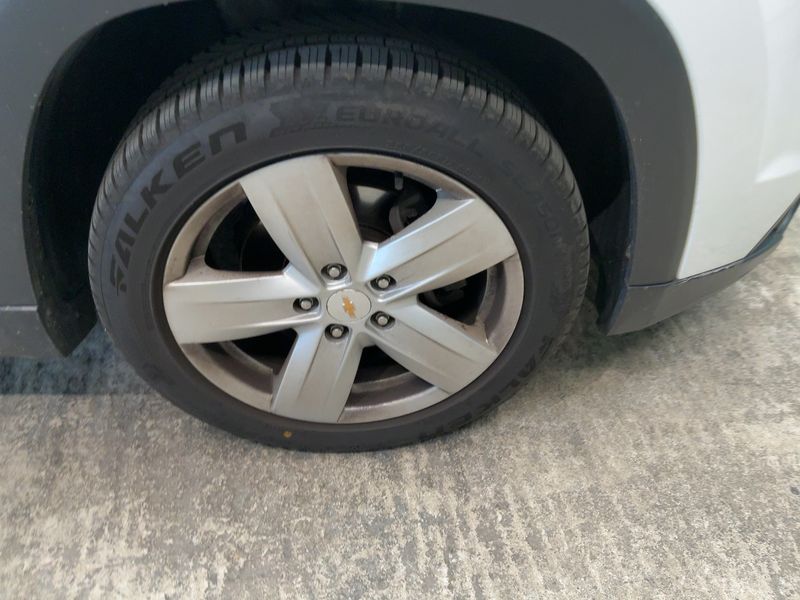 Chevrolet Orlando 1.8 LT + 2013 – снимка 11