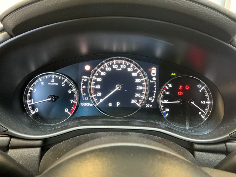 Mazda 3 2.0 Skyactiv-G Mild-Hybrid — zdjęcie 13