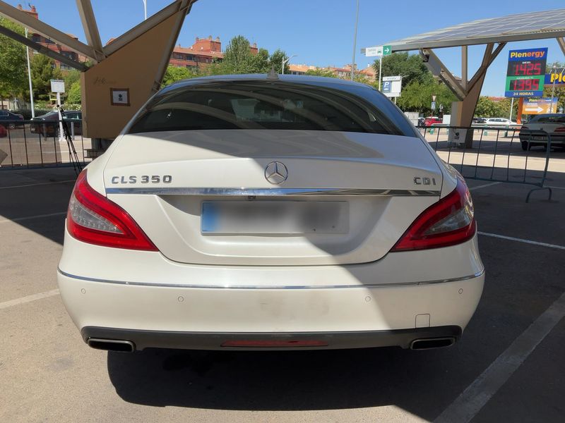 Mercedes-Benz CLS-Klasse CLS 350 d BlueEfficiency — zdjęcie 5