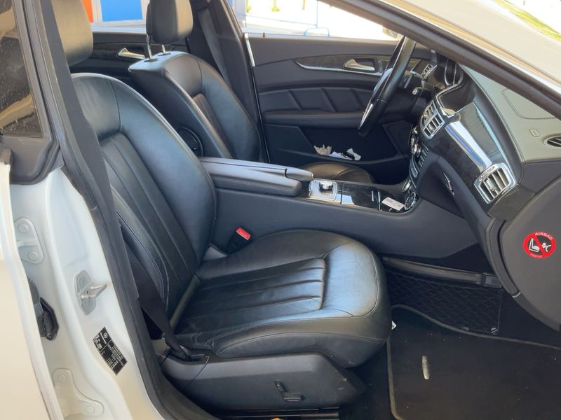Mercedes-Benz CLS-Klasse CLS 350 d BlueEfficiency — zdjęcie 11