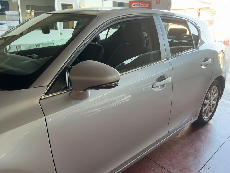Lexus CT-Serie CT 200h Executive Line — zdjęcie 2