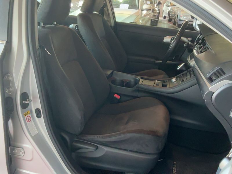 Lexus CT-Serie CT 200h Executive Line — zdjęcie 11