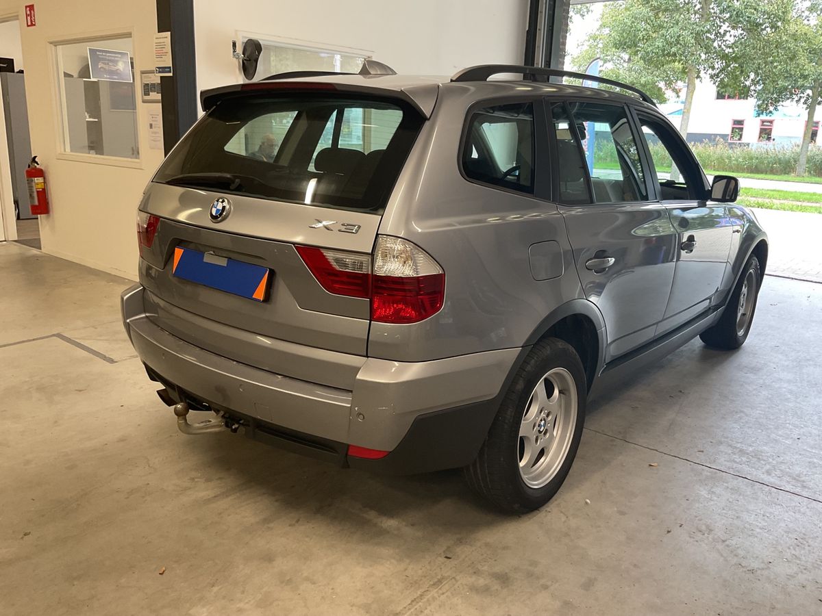 BMW X3 2.0i