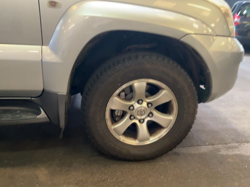 Toyota Land Cruiser 3.0 D-4D VX 2007 – снимка 11