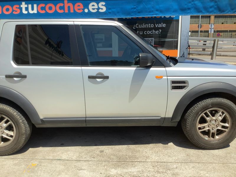 Land Rover Discovery 2.7 Td V6 TD HSE — zdjęcie 7