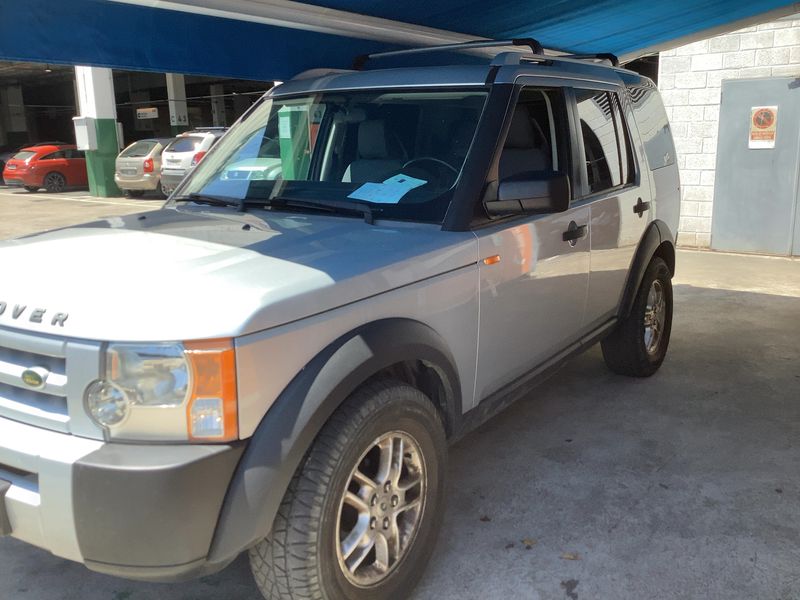 Land Rover Discovery 2.7 Td V6 TD HSE — zdjęcie 2