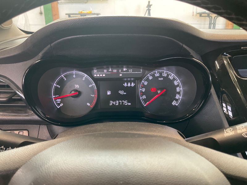 Opel Karl 1.0 Rocks — zdjęcie 4