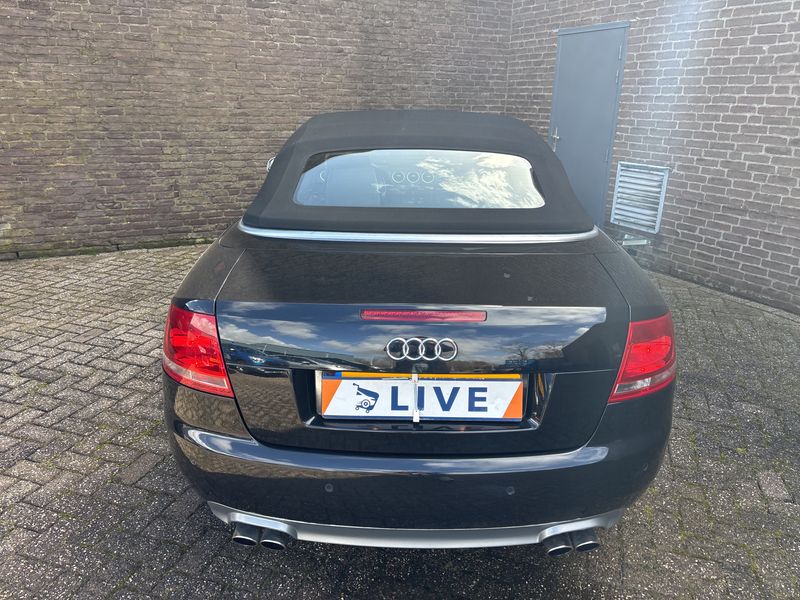 Audi S4 4.2 V8 quattro — zdjęcie 4