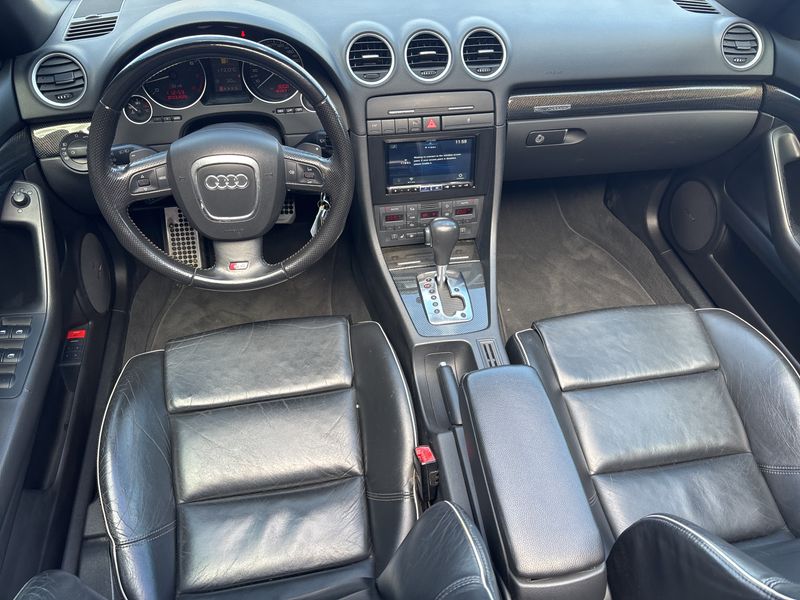 Audi S4 4.2 V8 quattro — zdjęcie 11