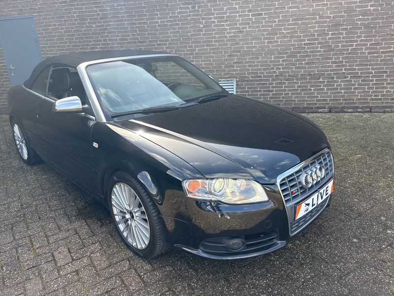 Audi S4 4.2 V8 quattro — zdjęcie 6