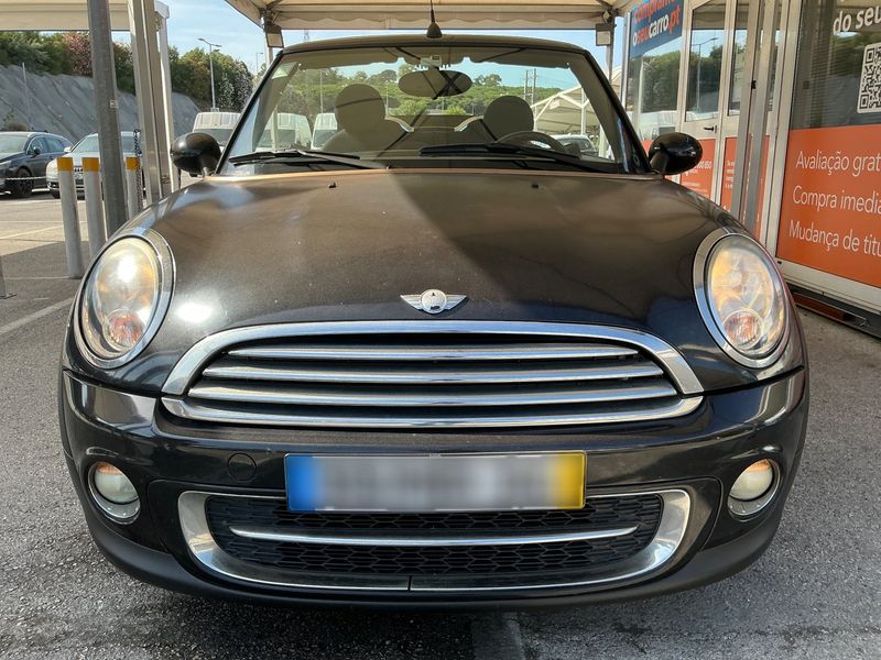 MINI Cabrio Cooper D — zdjęcie 9