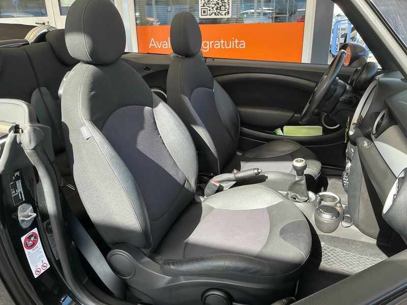MINI Cabrio Cooper D — zdjęcie 11