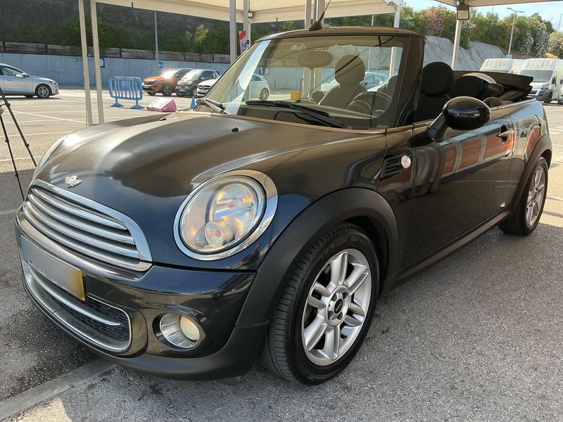 MINI Cabrio Cooper D — zdjęcie 1