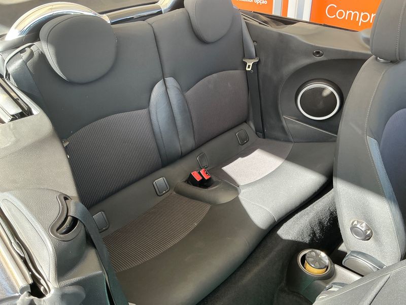 MINI Cabrio Cooper D — zdjęcie 14