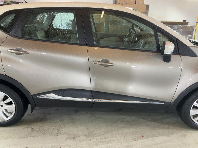 Renault Captur 1.2 TCe Dynamique — zdjęcie 7