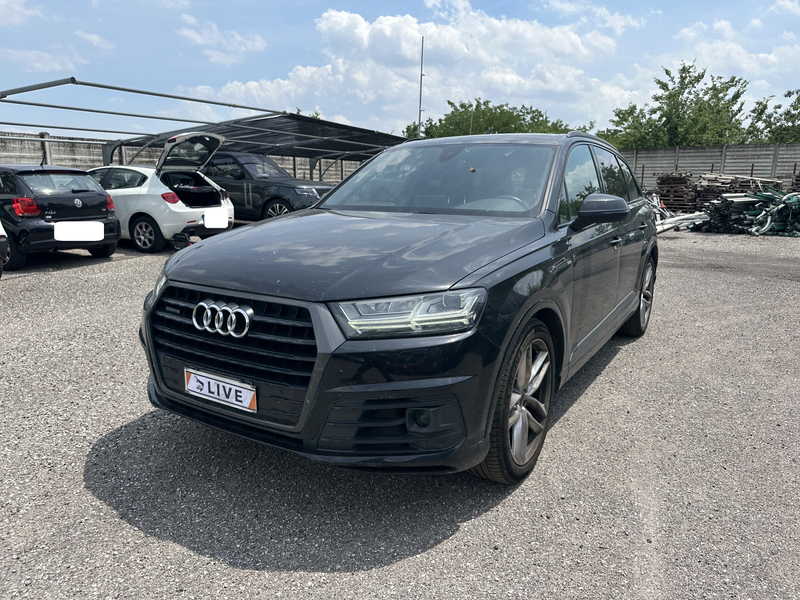 Audi Q7 50 TDI quattro — zdjęcie 1