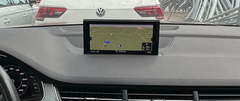 Audi Q7 50 TDI quattro — zdjęcie 13