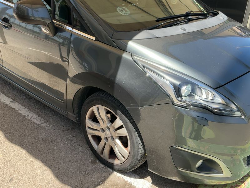 Peugeot 5008 1.6 HDi Allure — zdjęcie 8