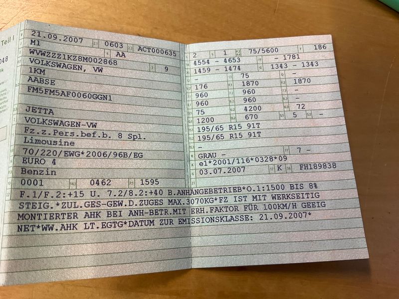 Volkswagen Jetta 1.6 Comfortline — zdjęcie 5