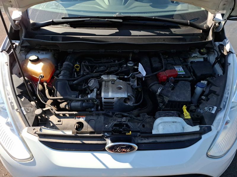 Ford B-Max 1.0 EcoBoost Titanium — zdjęcie 8