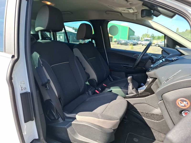 Ford B-Max 1.0 EcoBoost Titanium — zdjęcie 10