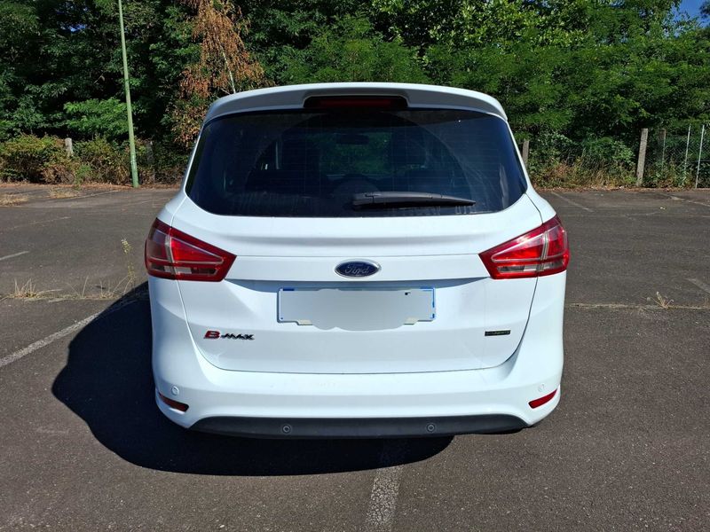 Ford B-Max 1.0 EcoBoost Titanium — zdjęcie 4