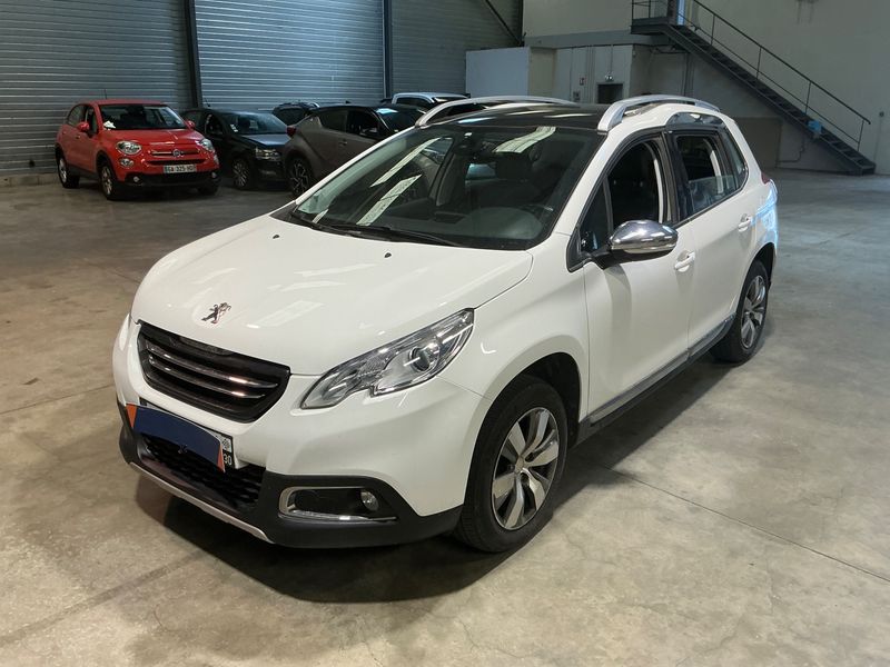 Peugeot 2008 1.2 VTi Allure — zdjęcie 1