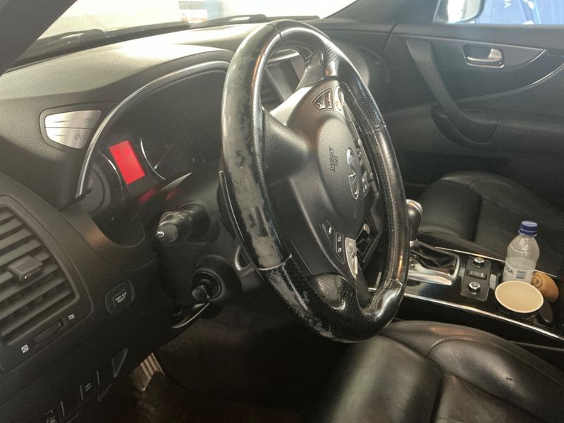 Infiniti FX 3.0 V6 Diesel FX30d S 2011 – снимка 28