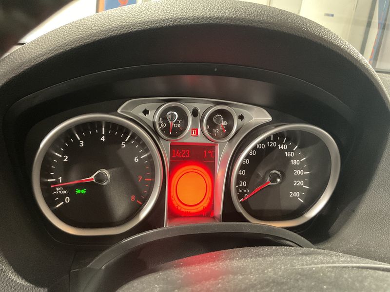 Ford C-Max 1.8 Titanium — zdjęcie 4