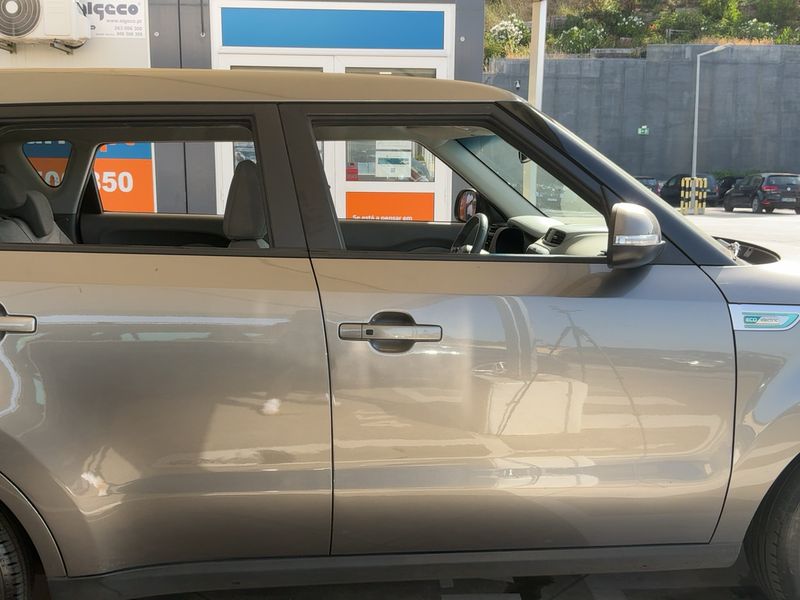 Kia Soul electric drive 81 kW EV — zdjęcie 7