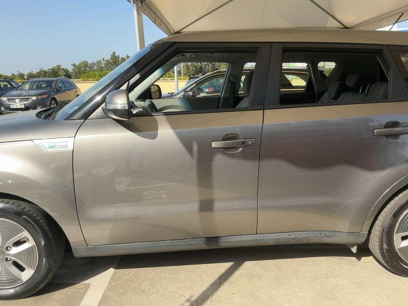 Kia Soul electric drive 81 kW EV — zdjęcie 4