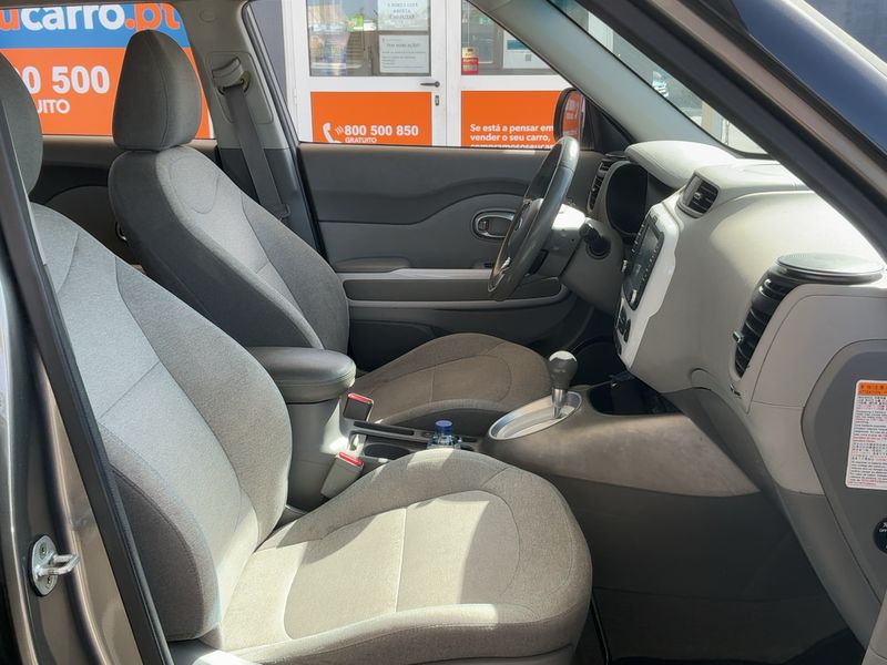 Kia Soul electric drive 81 kW EV — zdjęcie 11