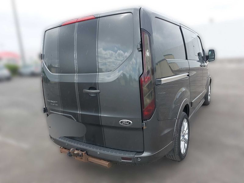 Ford Transit Custom 2.0 TDCi 300 L1 Limited — zdjęcie 5