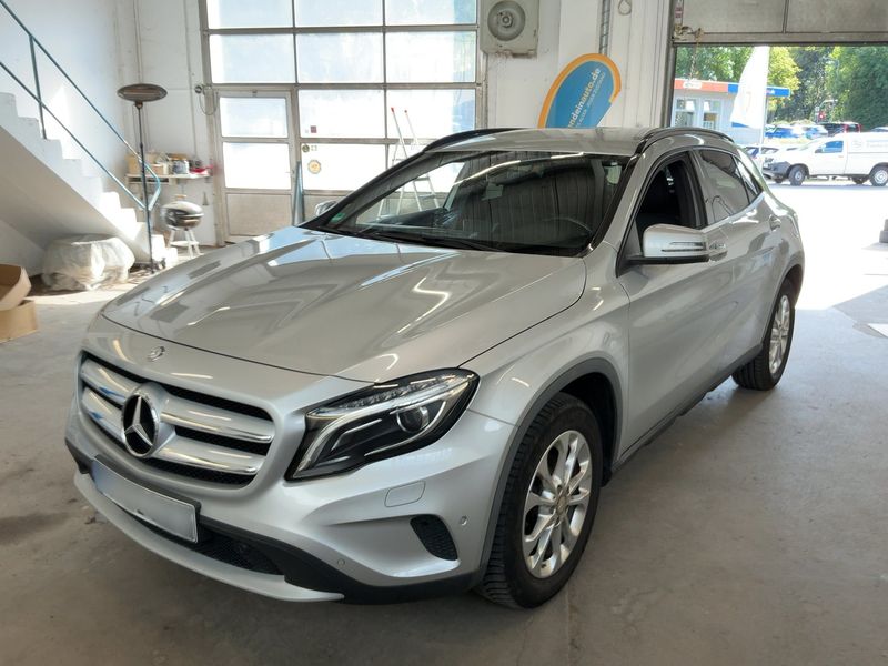 GLA-Klasse GLA 200 d 4Matic Style