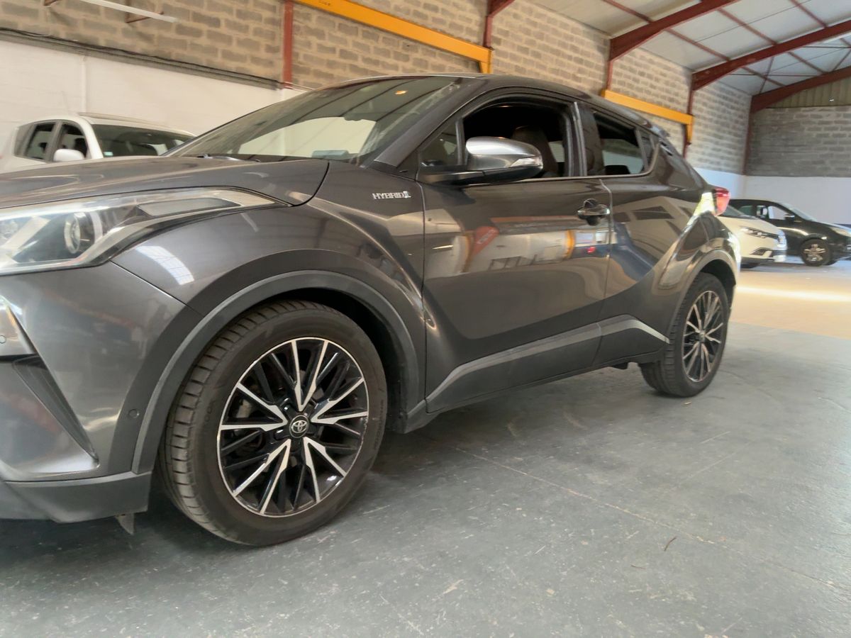 Toyota C-HR d'occasion